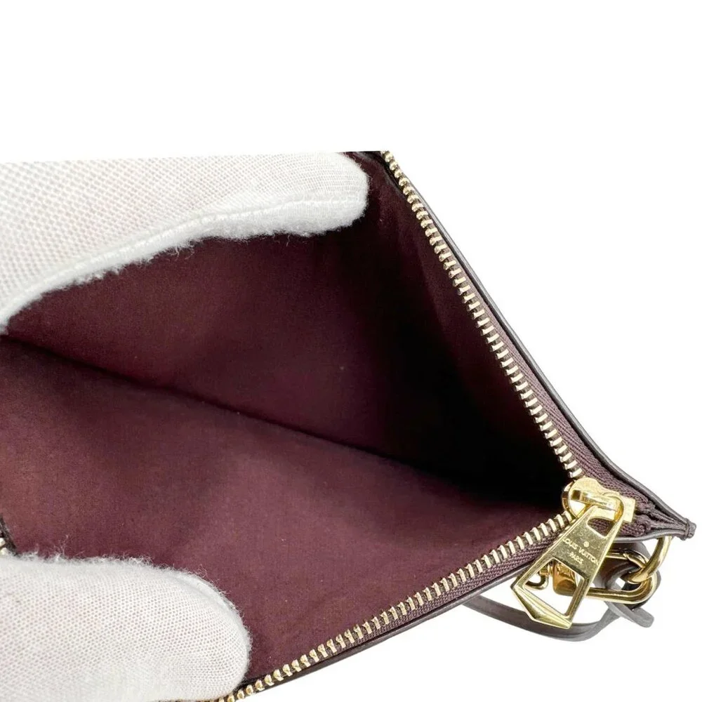 Louis Vuitton  Monogram Vernis Wristlet Amarante - Picture 10 of 11